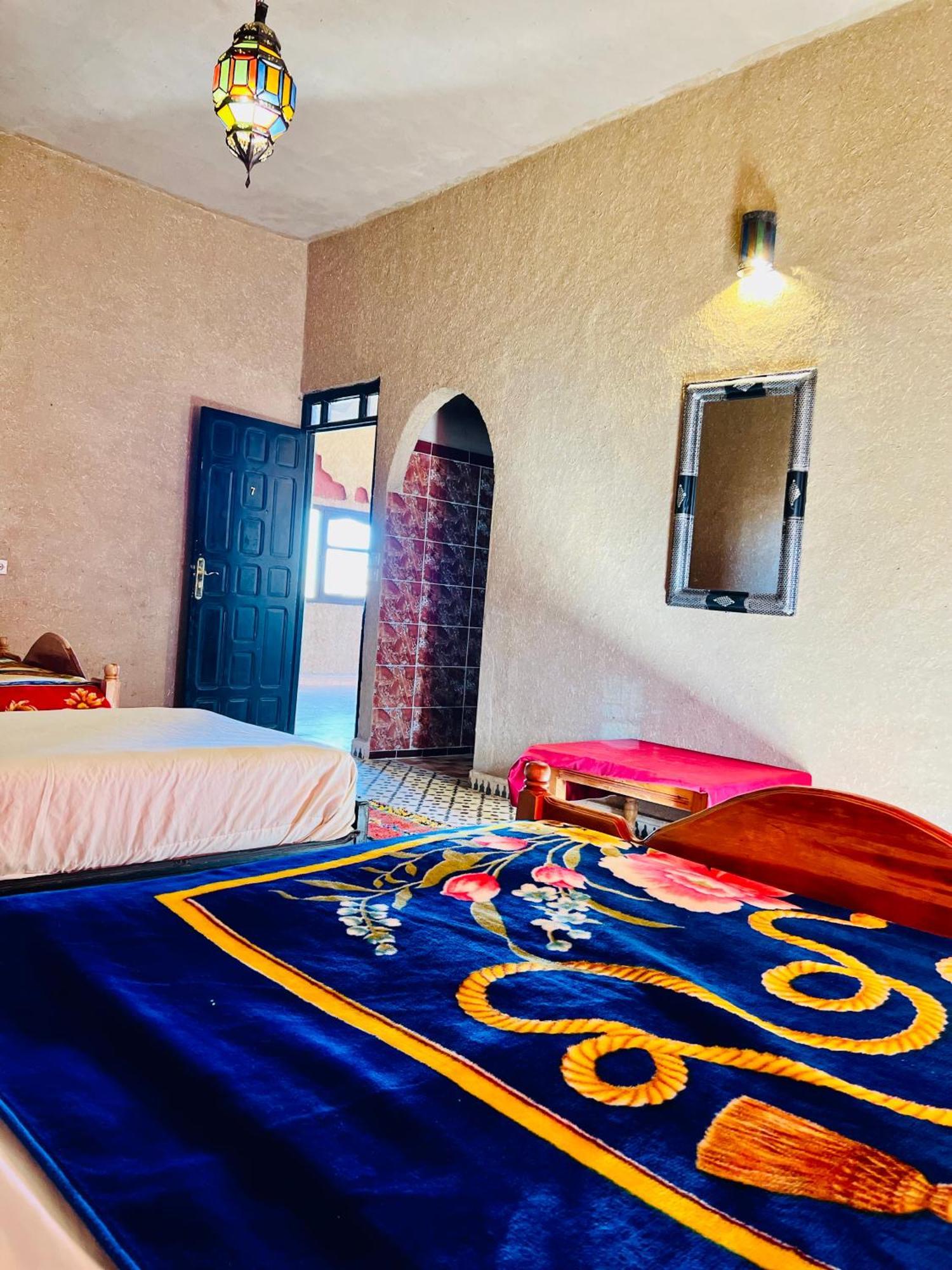 Hotel Camping Les Roses Des Dunes & Piscine Merzouga Exterior photo