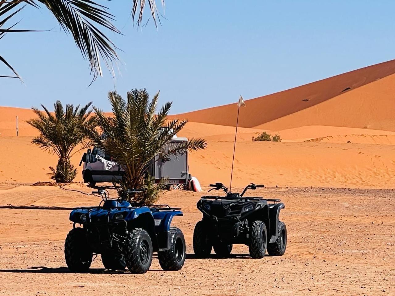 Hotel Camping Les Roses Des Dunes & Piscine Merzouga Exterior photo